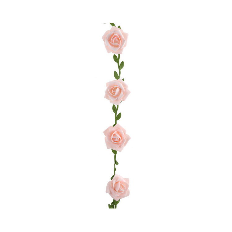 Girlang med rosa rosor